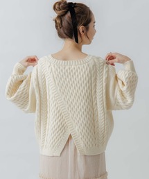 フェミニンバックニット