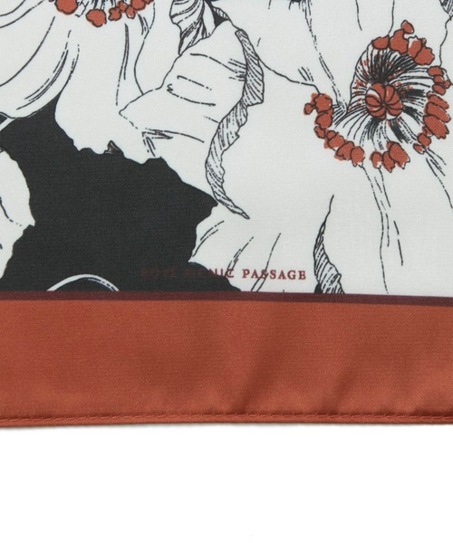 ROPE' PICNIC（ロペピクニック）の「リサイクルポリエステルサテンポピープリントスカーフ（バンダナ/スカーフ・レディース・ブラック/ターコイズブルー/ダークラベンダー・FREE）」の8枚目の写真