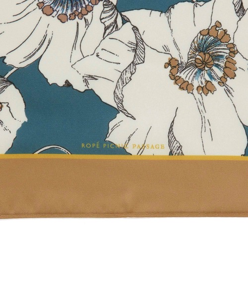 リサイクルポリエステルサテンポピープリントスカーフ（バンダナ