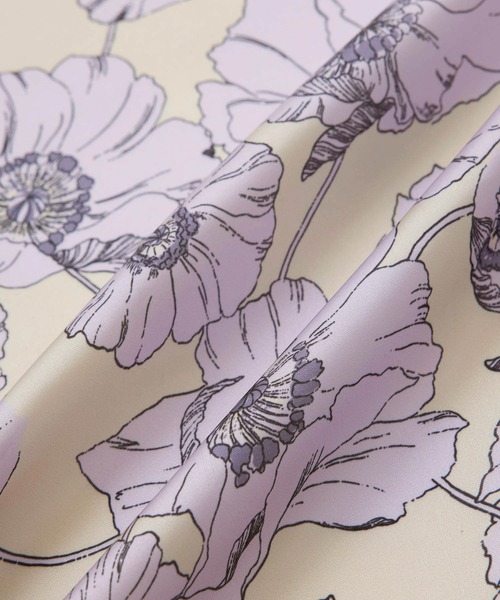 ROPE' PICNIC（ロペピクニック）の「リサイクルポリエステルサテンポピープリントスカーフ（バンダナ/スカーフ・レディース・ブラック/ターコイズブルー/ダークラベンダー・FREE）」の11枚目の写真