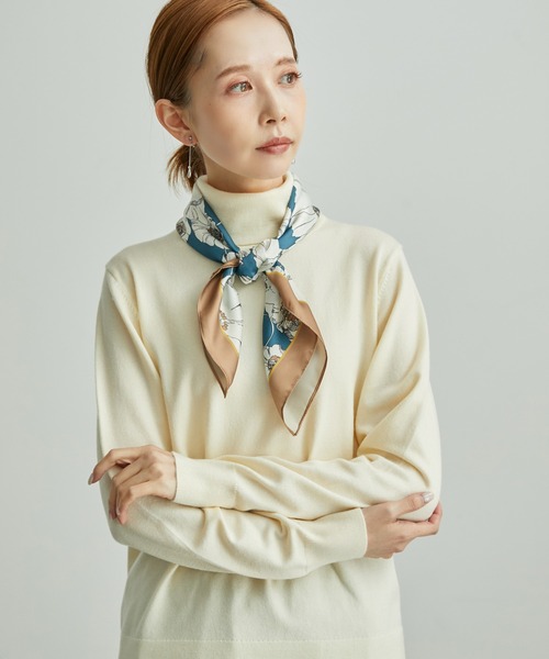 リサイクルポリエステルサテンポピープリントスカーフ（バンダナ