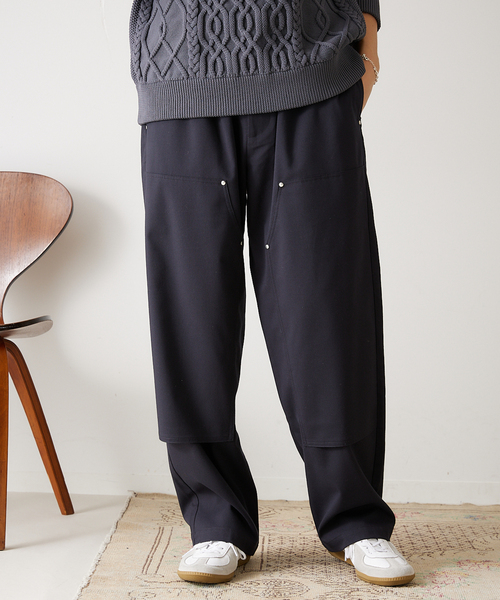 417 EDIFICE（フォーワンセブンエディフィス）の「【HEAR MY NAME / ヒアマイネーム】別注 ダブルニーパンツ（その他パンツ・メンズ・チャコールグレー/ベージュ/ネイビー・MEDIUM/LARGE）」の3枚目の写真