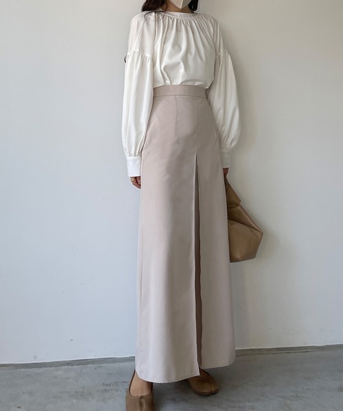 Louere（ルエレ）の「薄手インバーテッドプリーツロングスカート（スカート・レディース・イエロー系その他/ブラック/ブラウン系その他/ベージュ/アイボリー・MEDIUM/SMALL/LARGE/X-LARGE）」の19枚目の写真