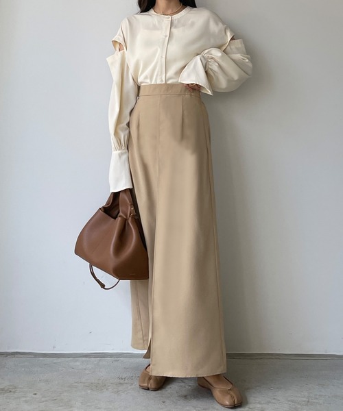Louere（ルエレ）の「薄手インバーテッドプリーツロングスカート（スカート・レディース・イエロー系その他/ブラック/ブラウン系その他/ベージュ/アイボリー・MEDIUM/SMALL/LARGE/X-LARGE）」の21枚目の写真