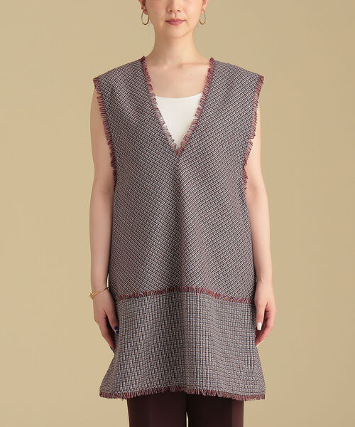 Ray BEAMS（レイビームス）の「Ray BEAMS / ツイード Vネック ノースリーブ ワンピース（ワンピース・レディース・ブラック/ワイン・0/1）」の16枚目の写真