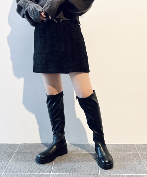 one way（ワンウェイ）の「台形ツイードミニスカート（スカート・レディース・ホワイト系その他/ベージュ系その他/ブラック/ブラック系その他/グレー/ブラウン・FREE）」の3枚目の写真