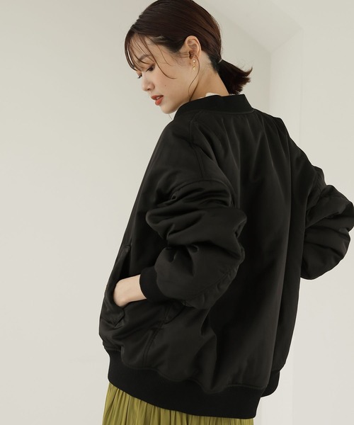 GLOBAL WORK（グローバルワーク）の「ライトウォーム撥水MA-1/123371（MA-1・レディース・カーキ/アイボリー/ブラック・MEDIUM/LARGE）」の14枚目の写真