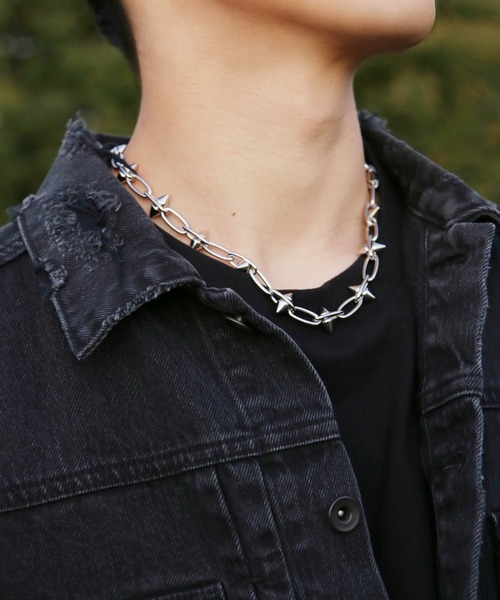 LEGENDA（レジェンダ）の「レジェンダ スタッズチェーンネックレス / LEGENDA Studs Chain Necklace（ネックレス・メンズ・ゴールド/シルバー・FREE）」の2枚目の写真