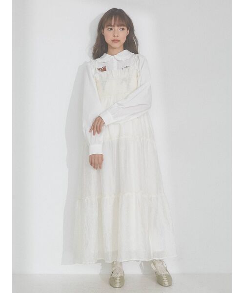 merry jenny（メリージェニー）の「シャーリングティアードキャミワンピース（ワンピース・レディース・オフホワイト/チャコールグレー・FREE）」の7枚目の写真