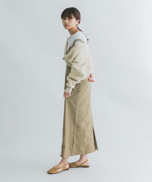 KBF(ケイビーエフ)の「Iラインレイヤードビスチェワンピース(ワンピース・レディース・カーキ/ネイビー/ライトベージュ・ONE)」の16枚目の写真