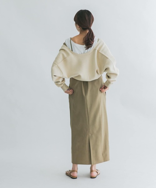 KBF(ケイビーエフ)の「Iラインレイヤードビスチェワンピース(ワンピース・レディース・カーキ/ネイビー/ライトベージュ・ONE)」の11枚目の写真