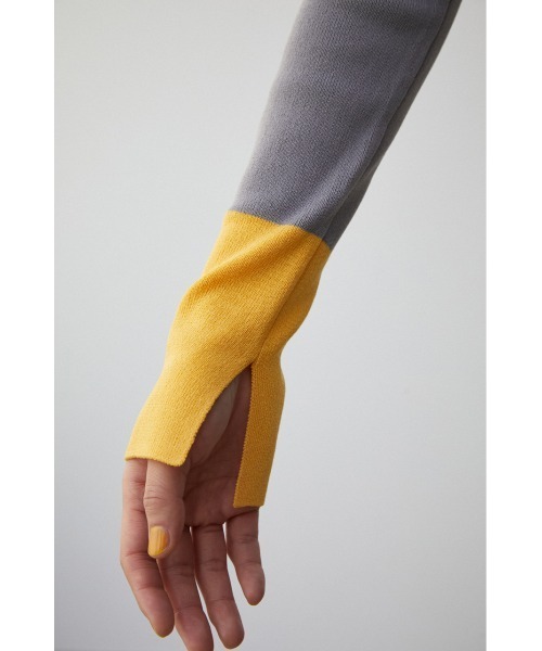 AZUL by moussy（アズールバイマウジー）の「COLOR CUFF BLOCK KNIT TOPS/カラーカフブロックニットトップス（ニット/セーター・レディース・ブラック/グレー/ネイビー・SMALL/MEDIUM）」の21枚目の写真