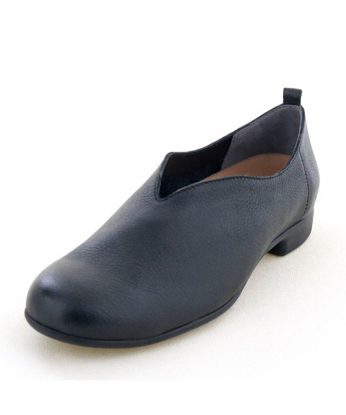 あしながおじさん(アシナガオジサン)の「ソフトレザースリッポン 2810531(スリッポン・レディース・グレイッシュベージュ/ブラック/アイボリー・22.5cm/23.0cm/23.5cm/24.0cm/24.5cm)」の6枚目の写真