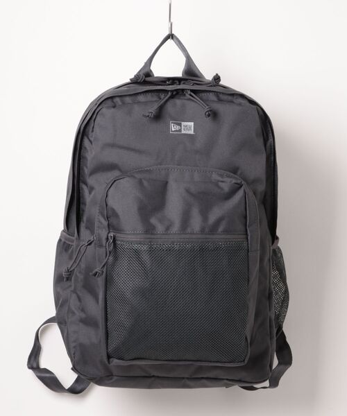 NEW ERA(ニューエラ)の「【NEW ERA/ニューエラ】キャンパスパック 35L(バックパック/リュック・メンズ・ベージュ/ブラック×ホワイト/ブラック/ブラック系その他/オリーブ/その他/グレー系その他/ローズ/ストーン/レッド/ブルー系その他/グリーン系その他・FREE)」の5枚目の写真