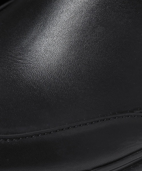 LEPSIM（レプシィム）の「アツゾコクロッグサンダル　175493（サンダル・レディース・アイボリー/ブラック・MEDIUM/LARGE）」の13枚目の写真