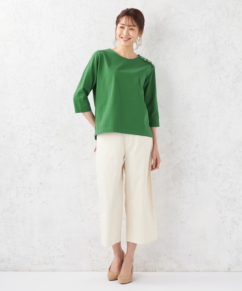 Petit Honfleur(プチオンフルール)の「ボタンアクセントプルオーバー(Tシャツ/カットソー・レディース・ネイビー/グリーン・M/L)」の3枚目の写真