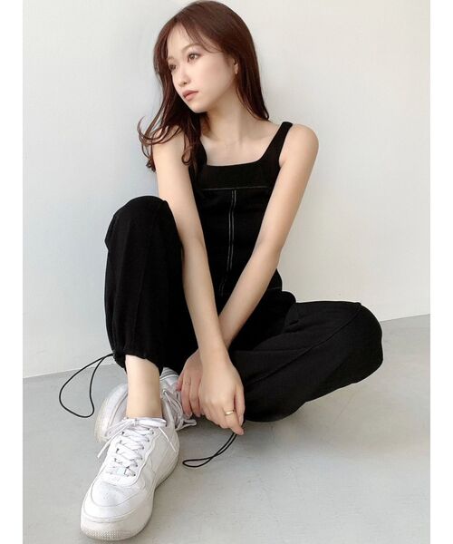 RESEXXY（リゼクシー）の「スウェットコルセットトップス【セットアップ着用可能】（スウェット・レディース・ブラック/ベージュ/アイボリー・FREE）」の22枚目の写真