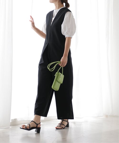 frames RAY CASSIN（フレームスレイカズン）の「Vネックオールインワン（つなぎ/オールインワン・レディース・ブラック/ベージュ・FREE）」の16枚目の写真