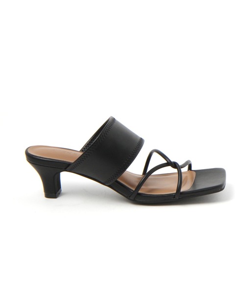 LEPSIM（レプシィム）の「ナロークロスヒールサンダル　753485（サンダル・レディース・ブラック/ゴールド・MEDIUM/LARGE）」の20枚目の写真