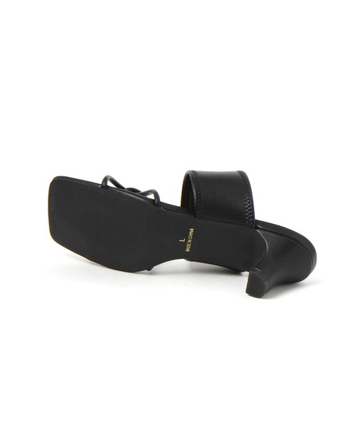 LEPSIM（レプシィム）の「ナロークロスヒールサンダル　753485（サンダル・レディース・ブラック/ゴールド・MEDIUM/LARGE）」の6枚目の写真