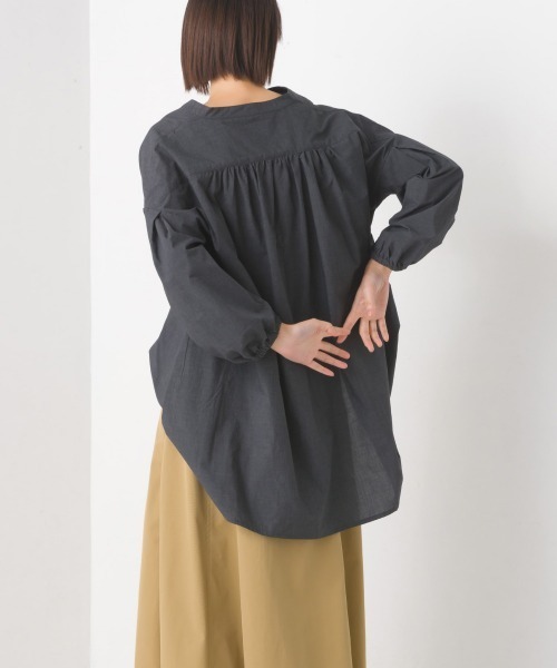 OMNES(オムネス)の「スキッパーボリューム6分袖ブラウス(シャツ/ブラウス・レディース・ラベンダー/グリーン系その他/ホワイト/チャコールグレー・FREE)」の16枚目の写真