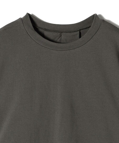 SHIPS(シップス)の「〈手洗い可能〉Texloop RCOT バック ドレープ TEE 2(Tシャツ/カットソー・レディース・ホワイト/チャコールグレー/ブラック・ONE SIZE)」の6枚目の写真