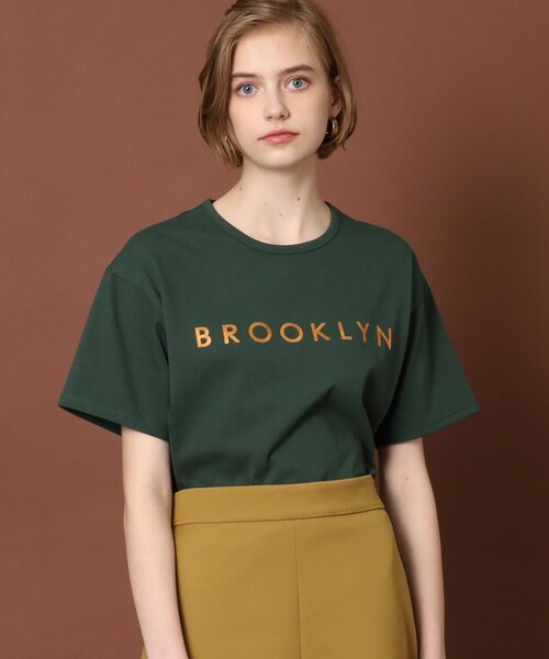 DRESSTERIOR(ドレステリア)の「◆BROOKLYN箔ロゴTシャツ(Tシャツ/カットソー・レディース・グリーン/ネイビー/オフホワイト・36/34/38)」の15枚目の写真