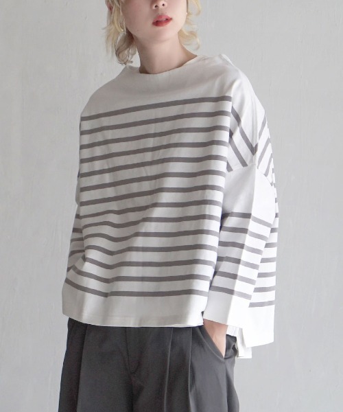 zootie（ズーティー）の「【食べこぼしも安心！撥水・撥油加工つき】シミヘン加工 フレンチバスク ワイドプルオーバー［ボーダー＆無地］（Tシャツ/カットソー・レディース・ホワイト×レッド/ホワイト×ブルー/ホワイト×グレー/ホワイト×ブラック/ロイヤルブルー/ネイビー/ブラック/ブルー系その他/ブラック×ホワイト/ダークグリーン/オフホワイト/レッド/ベージュ系その他/杢グレー/チョコ/ブラウン系その他/イエロー系その他2/ライトイエロー/ライトブルー/ブルー系その他2/イエロー系その他/ライトピンク/ミント/ネイビー系1/レッド系その他/ベージュ系その他2/イエロー系その他3/グレー系その他/ネイビー×ホワイト・フリー）」の10枚目の写真