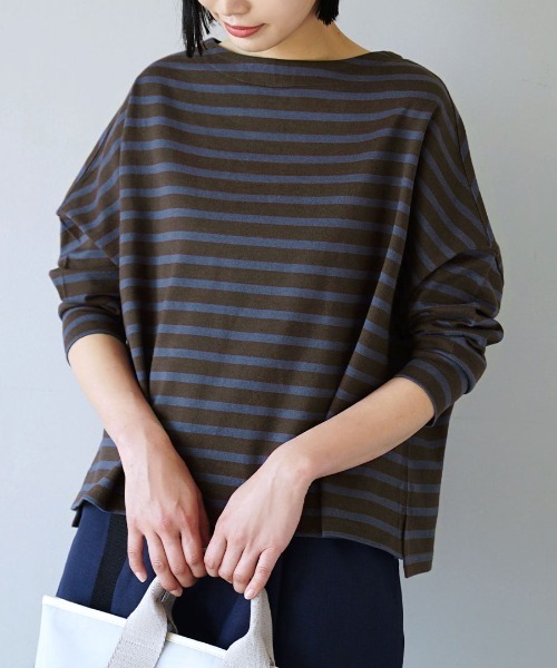 zootie（ズーティー）の「【食べこぼしも安心！撥水・撥油加工つき】シミヘン加工 フレンチバスク ワイドプルオーバー［ボーダー＆無地］（Tシャツ/カットソー・レディース・ホワイト×レッド/ホワイト×ブルー/ホワイト×グレー/ホワイト×ブラック/ロイヤルブルー/ネイビー/ブラック/ブルー系その他/ブラック×ホワイト/ダークグリーン/オフホワイト/レッド/ベージュ系その他/杢グレー/チョコ/ブラウン系その他/イエロー系その他2/ライトイエロー/ライトブルー/ブルー系その他2/イエロー系その他/ライトピンク/ミント/ネイビー系1/レッド系その他/ベージュ系その他2/イエロー系その他3/グレー系その他/ネイビー×ホワイト・フリー）」の12枚目の写真