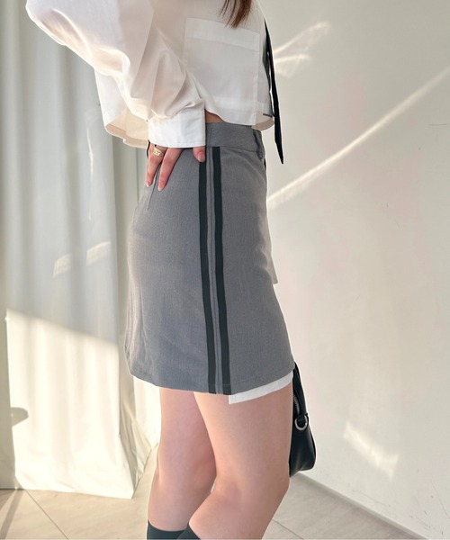 apres jour mignon(アプレジュールミニョン)の「ライン入りシャツスカート【ZOZOTOWN限定アイテム】 【SETUP着用可能】(スカート・レディース・ブラック/グレー・SMALL/X-LARGE/MEDIUM)」の9枚目の写真