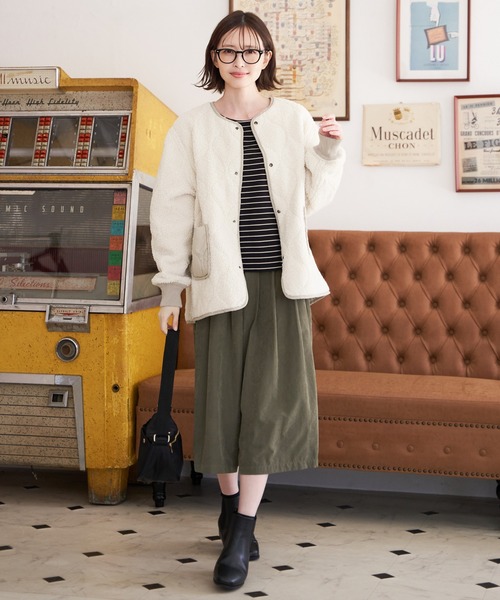 ikka(イッカ)の「スエードライクタックスカーチョ(その他パンツ・レディース・ライトグレー/ブラック/イエロー系その他/オリーブ・M/L)」の8枚目の写真