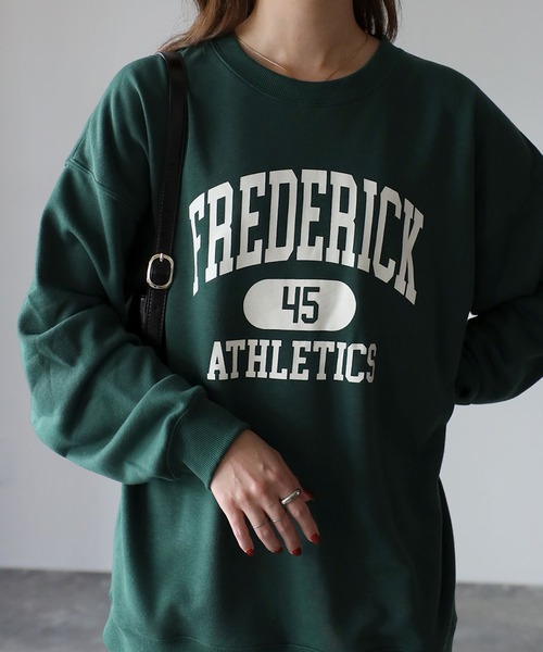 Riberry(リベリー)の「FREDERICKプリントトレーナー(スウェット・レディース・オートミール/レッド/グリーン系/チャコールグレー/ブラック/ネイビー・FREE)」の4枚目の写真