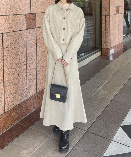 Ambre Ciel（アンブルシエル）の「コーデュロイマーメイドスカート／WEB/EC限定商品（スカート・レディース・ライトベージュ/アイボリー/ダークブラウン・FREE）」の12枚目の写真