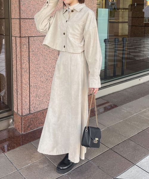 Ambre Ciel（アンブルシエル）の「コーデュロイマーメイドスカート／WEB/EC限定商品（スカート・レディース・ライトベージュ/アイボリー/ダークブラウン・FREE）」の13枚目の写真