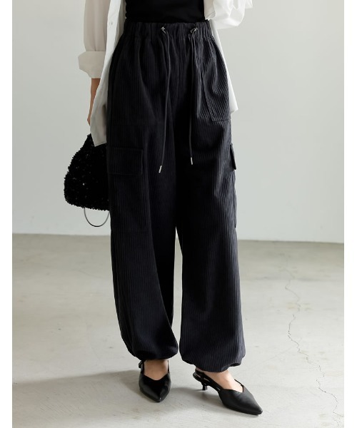 Re:EDIT（リエディ）の「[2WAY][低身長サイズ有]コーデュロイカーゴパンツ（カーゴパンツ・レディース・アイボリー/チャコールグレー/モカ・LARGE/MEDIUM/SHORT）」の10枚目の写真