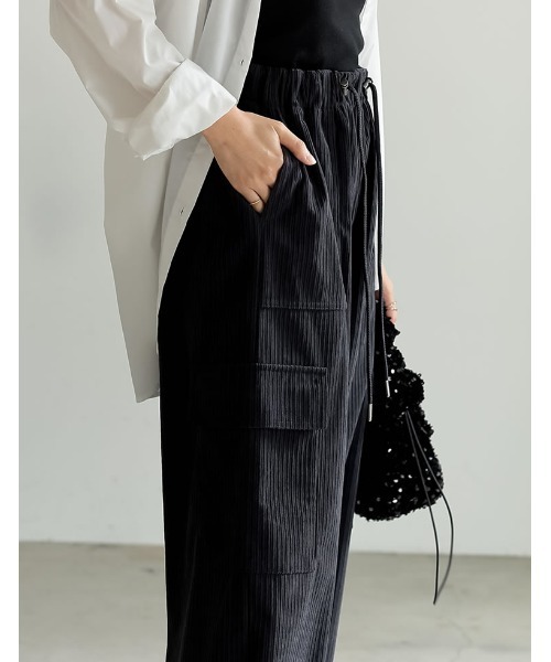 Re:EDIT（リエディ）の「[2WAY][低身長サイズ有]コーデュロイカーゴパンツ（カーゴパンツ・レディース・アイボリー/チャコールグレー/モカ・LARGE/MEDIUM/SHORT）」の11枚目の写真