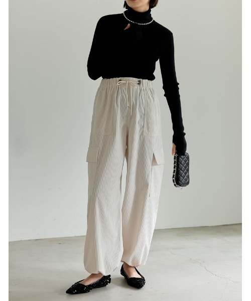 Re:EDIT（リエディ）の「[2WAY][低身長サイズ有]コーデュロイカーゴパンツ（カーゴパンツ・レディース・アイボリー/チャコールグレー/モカ・LARGE/MEDIUM/SHORT）」の8枚目の写真