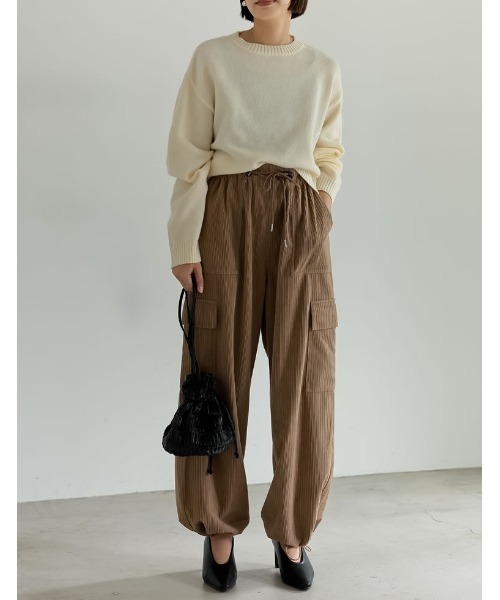 Re:EDIT（リエディ）の「[2WAY][低身長サイズ有]コーデュロイカーゴパンツ（カーゴパンツ・レディース・アイボリー/チャコールグレー/モカ・LARGE/MEDIUM/SHORT）」の17枚目の写真