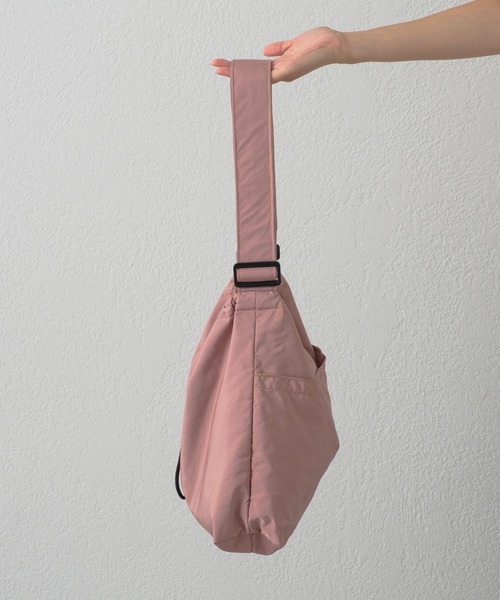 Pal collection（パルコレクション）の「ドロストラージショルダーバック（ショルダーバッグ・レディース・ブラック/アイボリー/ピンク・FREE）」の6枚目の写真