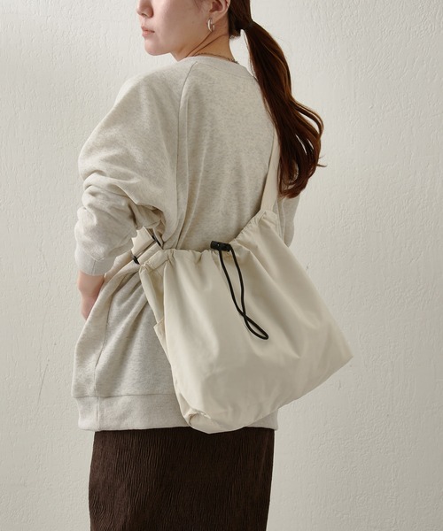 Pal collection（パルコレクション）の「ドロストラージショルダーバック（ショルダーバッグ・レディース・ブラック/アイボリー/ピンク・FREE）」の20枚目の写真