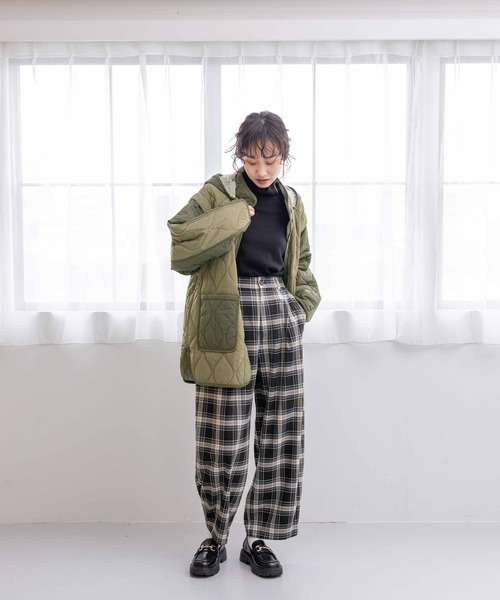 niko and...（ニコアンド）の「ウールブレンドソフトタートル（ニット/セーター・レディース・ピンク/ブラック/オレンジ/アイボリー/ブルー・LARGE/MEDIUM）」の6枚目の写真