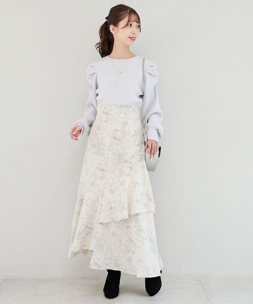MAJESTIC LEGON(マジェスティックレゴン)の「アシメティアードフラワースカート(スカート・レディース・ブラック系その他/ブルー系その他2/ホワイト系その他2・SMALL/MEDIUM)」の14枚目の写真
