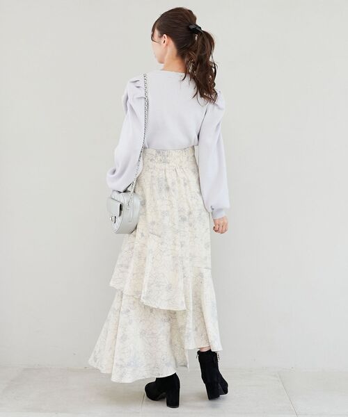 MAJESTIC LEGON(マジェスティックレゴン)の「アシメティアードフラワースカート(スカート・レディース・ブラック系その他/ブルー系その他2/ホワイト系その他2・SMALL/MEDIUM)」の17枚目の写真