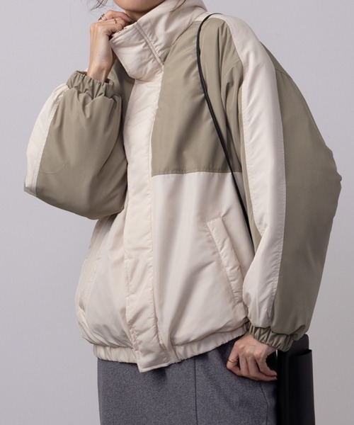 NAVY（ネイビー）の「NAVY 中綿切り替えアウター（その他アウター・レディース・ベージュ×ブラック/ホワイト×グレー/ベージュ系・フリー）」の8枚目の写真