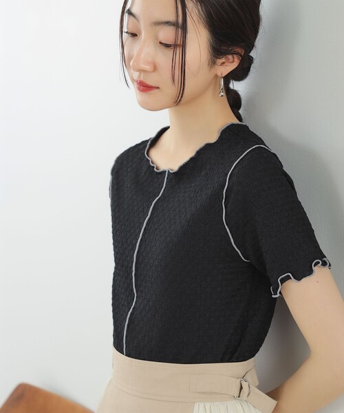 Ray BEAMS（レイビームス）の「Ray BEAMS / シャーリング センターシーム Tシャツ（Tシャツ/カットソー・レディース・グリーン/ブラック/オフホワイト・ONE SIZE）」の3枚目の写真