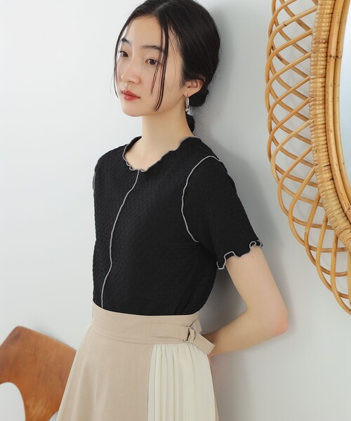 Ray BEAMS（レイビームス）の「Ray BEAMS / シャーリング センターシーム Tシャツ（Tシャツ/カットソー・レディース・グリーン/ブラック/オフホワイト・ONE SIZE）」の11枚目の写真