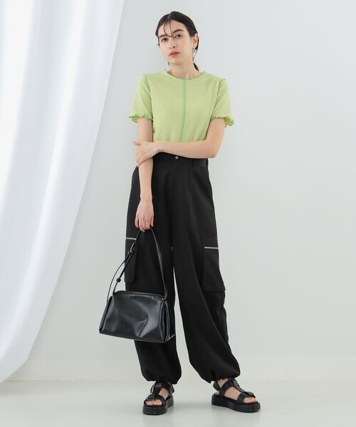 Ray BEAMS（レイビームス）の「Ray BEAMS / シャーリング センターシーム Tシャツ（Tシャツ/カットソー・レディース・グリーン/ブラック/オフホワイト・ONE SIZE）」の14枚目の写真