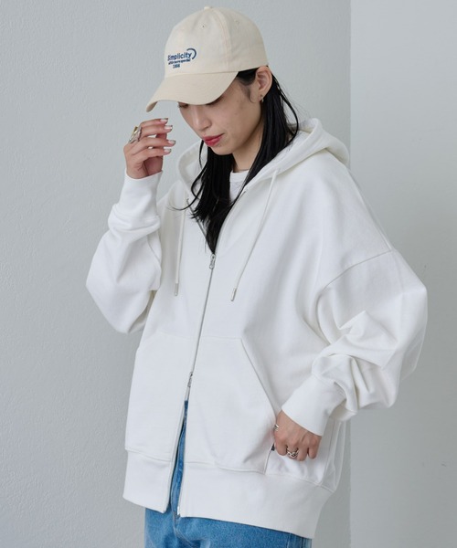 COLONY 2139（コロニートゥーワンスリーナイン）の「裏毛フルジップ