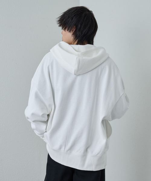 COLONY 2139（コロニートゥーワンスリーナイン）の「裏毛フルジップ