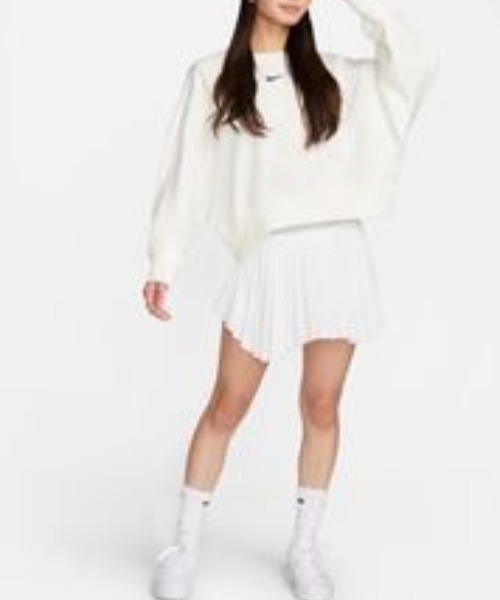 NIKE（ナイキ）の「【NIKE】ナイキ スポーツウェア フェニックス フリース ウィメンズ OOS  クルーネック スウェットシャツ（スウェット・レディース・ホワイト/ダークブラウン/オリーブ/ブルー・S/M/L）」の7枚目の写真